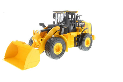 Cat Remote Controlled 950M Wheel Loader 1:24 scale