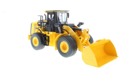 Cat Remote Controlled 950M Wheel Loader 1:24 scale